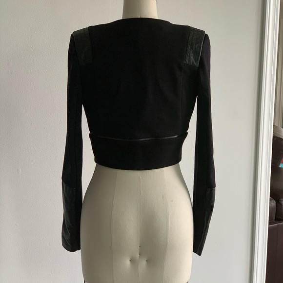 Crop faux stretch leather jacket - Picture 4 of 7